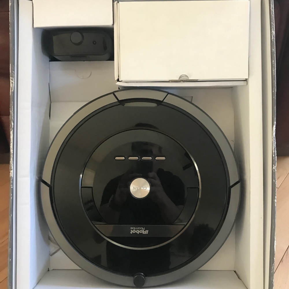 Roomba 880 Robotic Vacuum